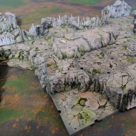 Dungeons-and-lasers-rocky-caves-build-side